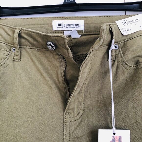 RE GENERATION WOMEN'S JEANS CARPENTER FLARE MID RISE GREEN DEMIN SIZE 7/28  172 - Picture 11 of 11